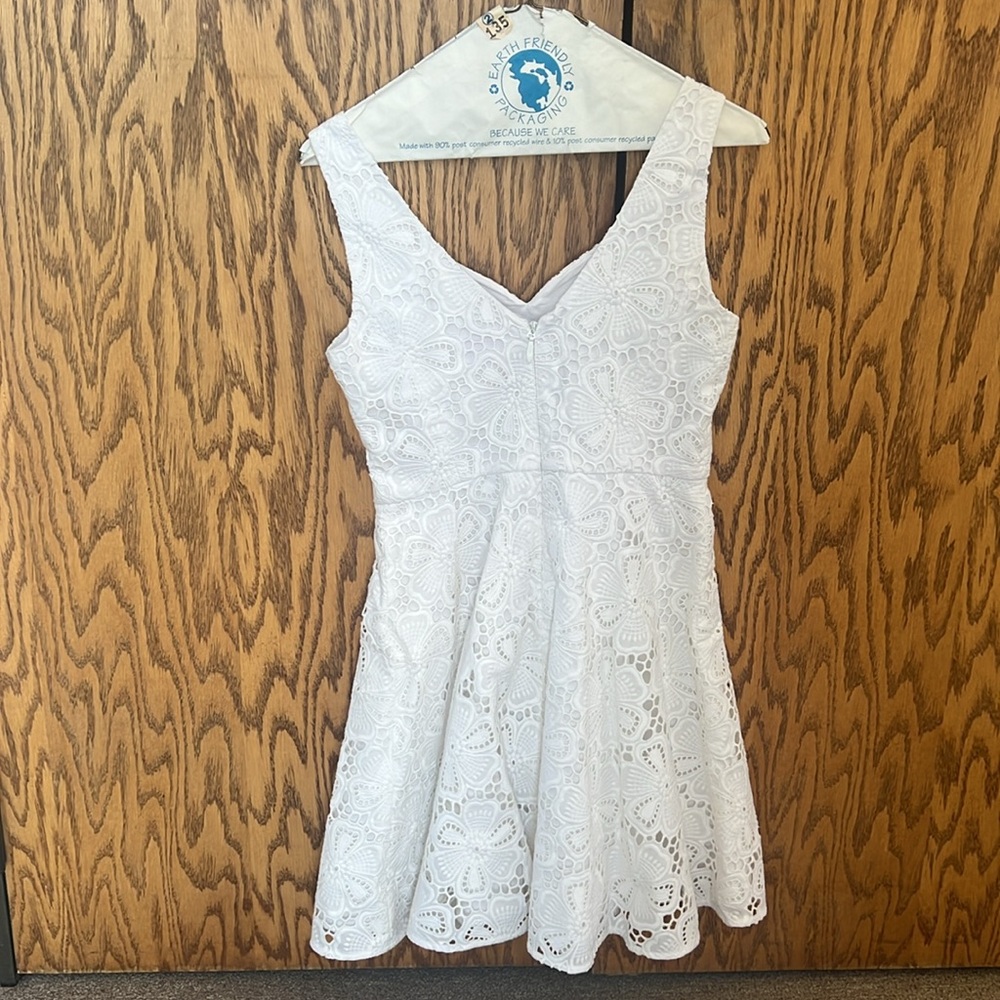 LILLY PULITZER DRESS WHITE LACE MARLA SIZE 2 - Picture 4 of 5
